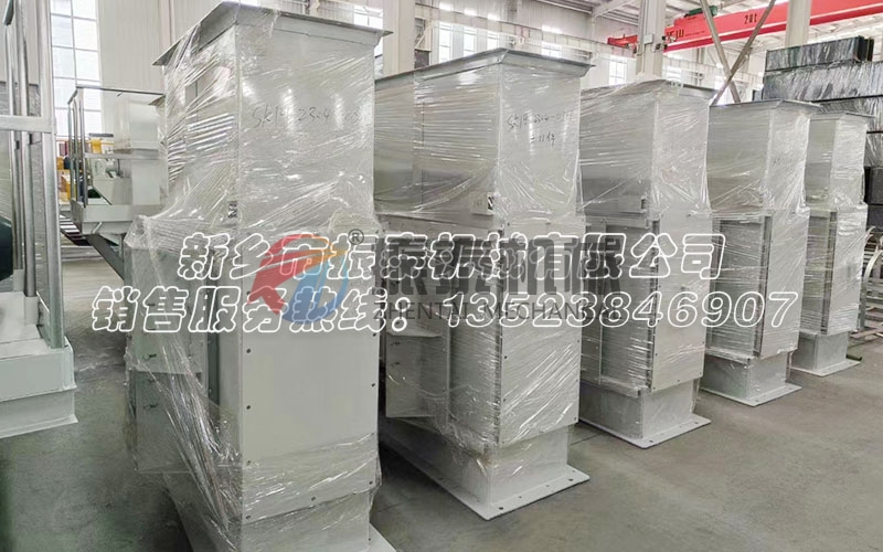 使用斗式提升機(jī)時的注意事項(xiàng)